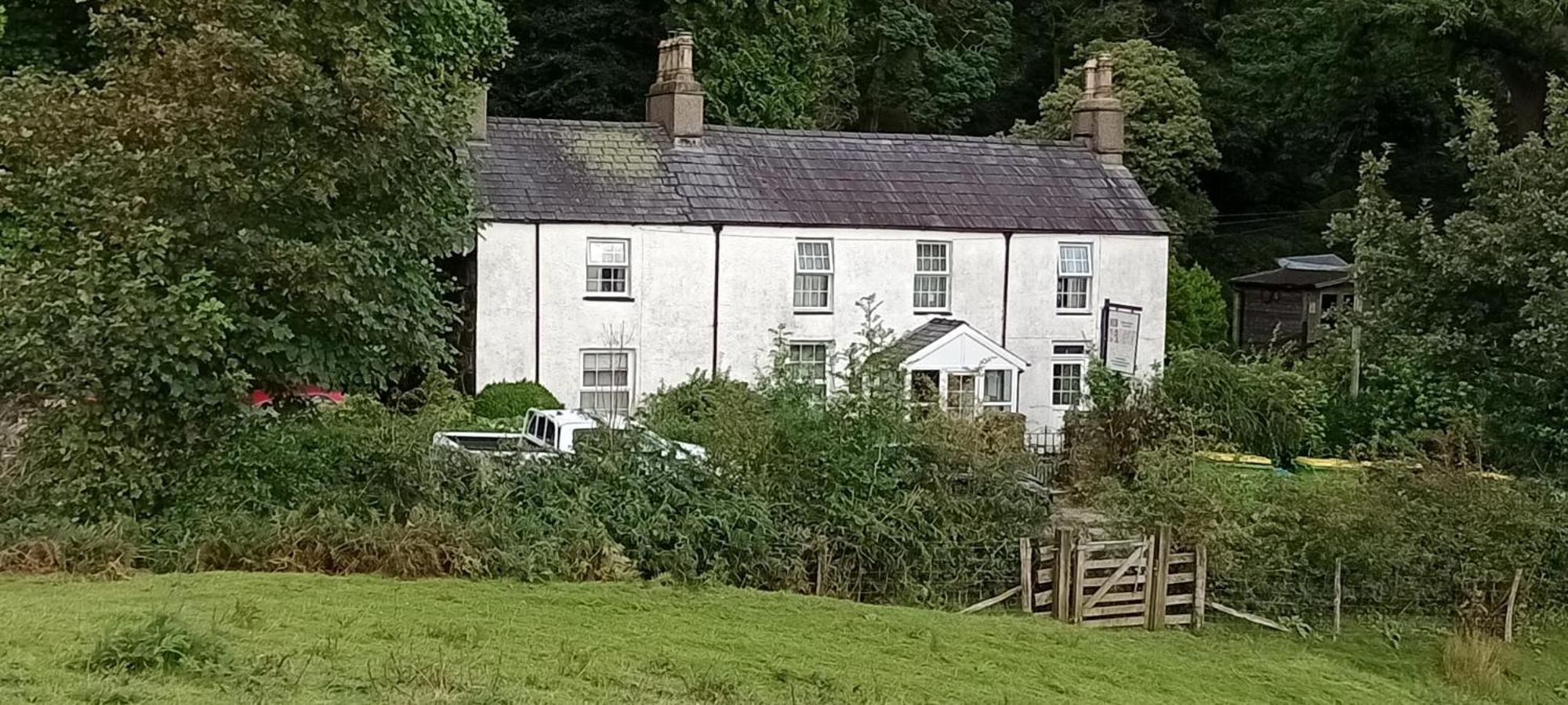 Red Dragon Cottages Nr Mt Snowdon Beddgelert Exterior photo