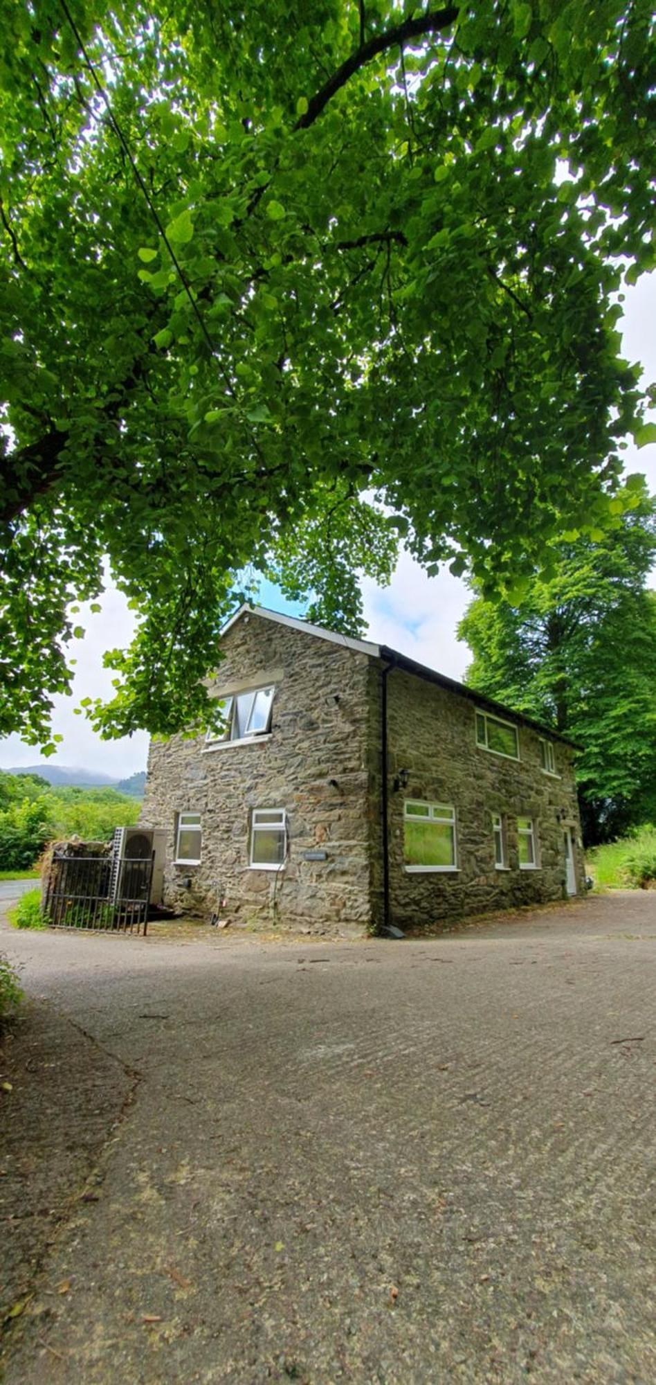 Red Dragon Cottages Nr Mt Snowdon Beddgelert Exterior photo