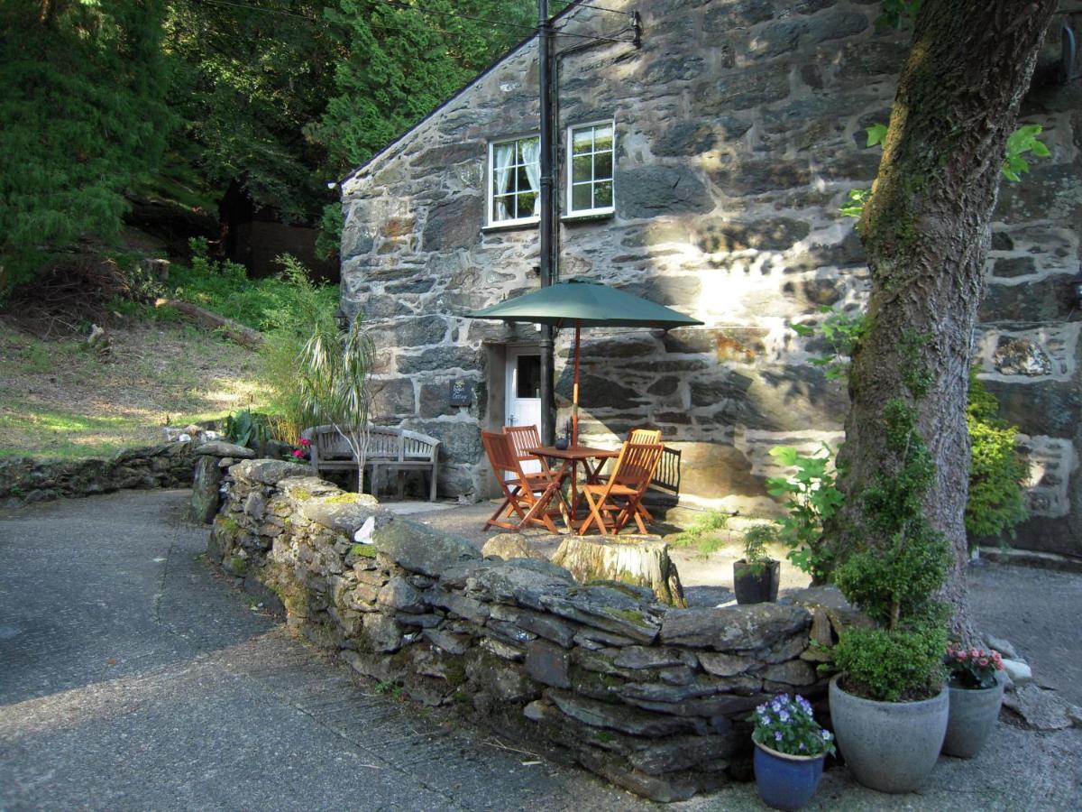 Red Dragon Cottages Nr Mt Snowdon Beddgelert Exterior photo